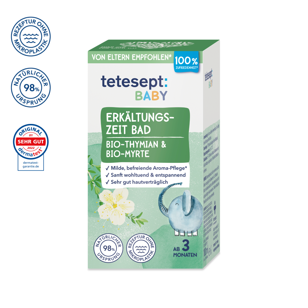 Man sieht die Vorderseite der Verpackung des Produktes tetesept Baby Erkältungszeit Bad von tetesept. Bewährte Aroma-Pflege mit Bio-Thymian & Bio-Myrte. Entfaltet in warmem Wasser ihren befreienden Dufteffekt. Entspannend & durchwärmend sowie sehr gut hautverträglich.